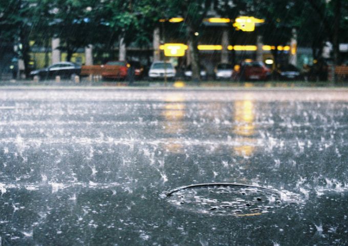 ドローン雨対策